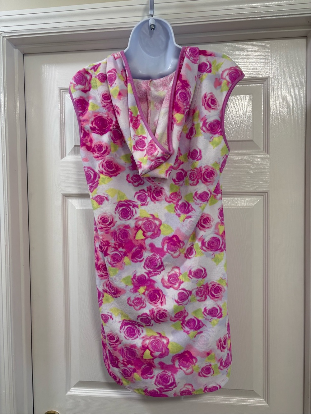 Betsey Johnson floral rose blossom pink hooded terry cover-up dress. - Picture 3 of 5